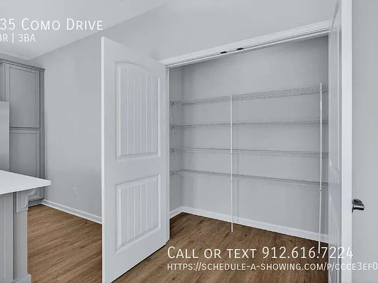 135 Como Dr — Photo 17