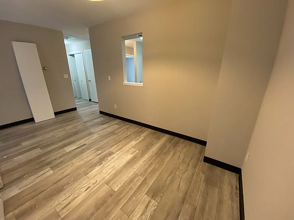 5th image of 924 23rd Ave APT C