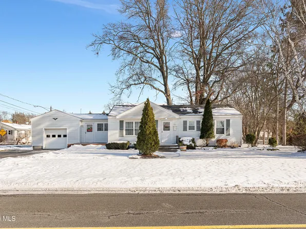 73 Thatcher St, Selkirk, NY 12158