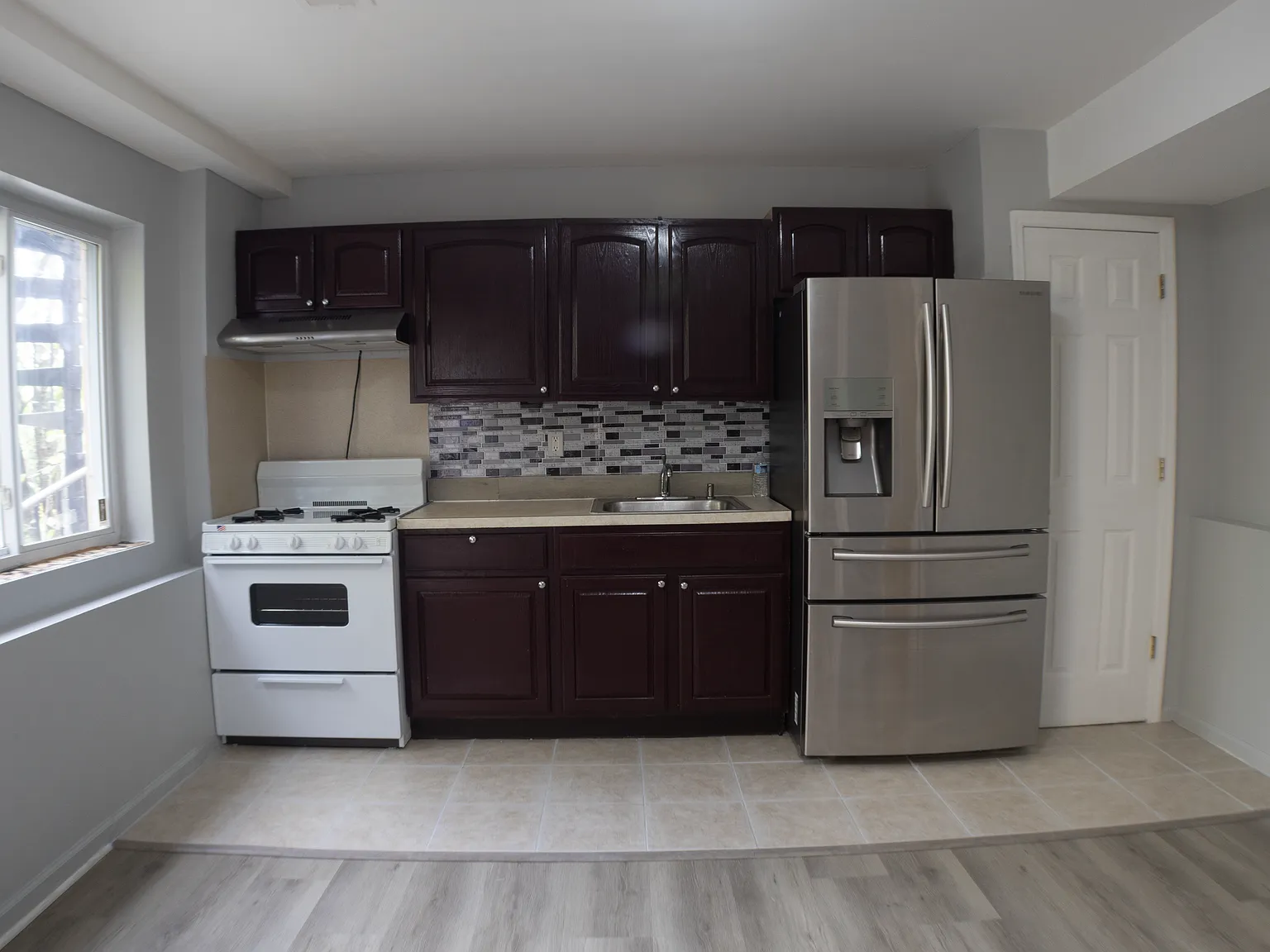 1 bed, 600 sqft, $1,800 — Photo 4