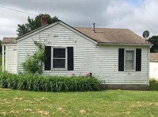 11 NW Orchard Dr, Lees Summit, MO 64063