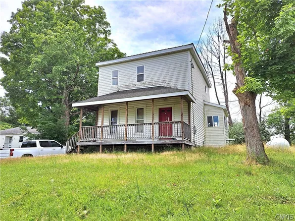 78 Mexico St, Camden, NY 13316