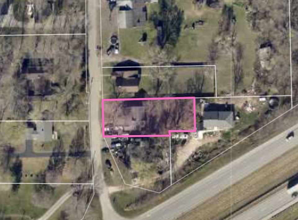 2nd image of 5795 Mason Ln