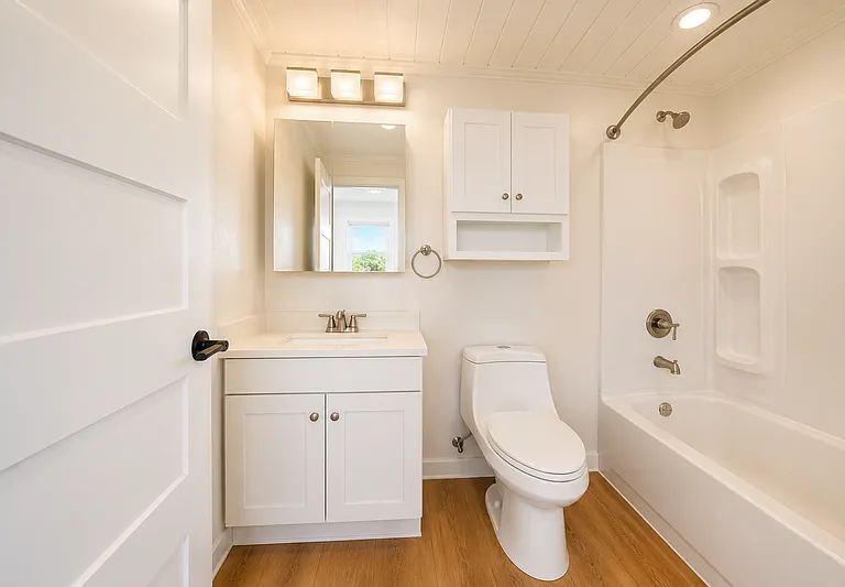 204 Marlin St #10 — Photo 5
