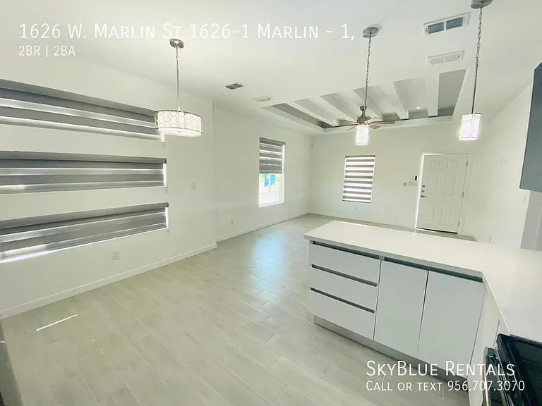 1626 W Marlin St #1 — Photo 1