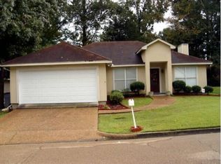 522 McDonald Dr, Clinton, MS 39056