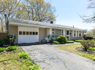 17 Roslyn Rd, Brockton, MA 02302