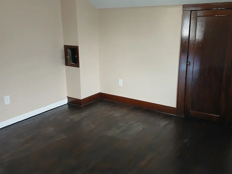6010 Bradley Ave — Photo 7