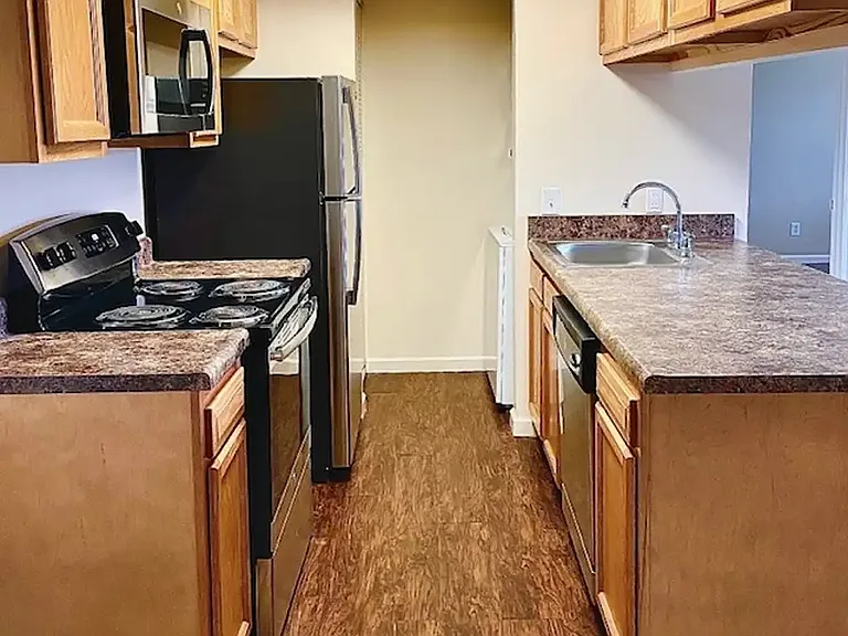 Stone Pointe Village — Photo 21