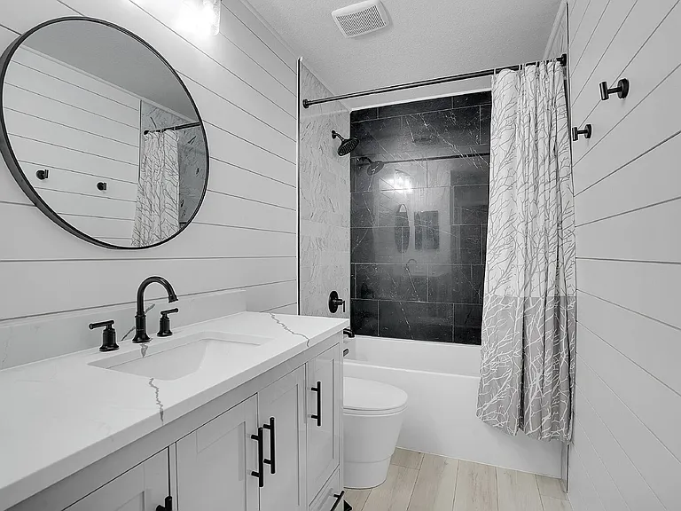 8065 Eagleview Dr — Photo 18