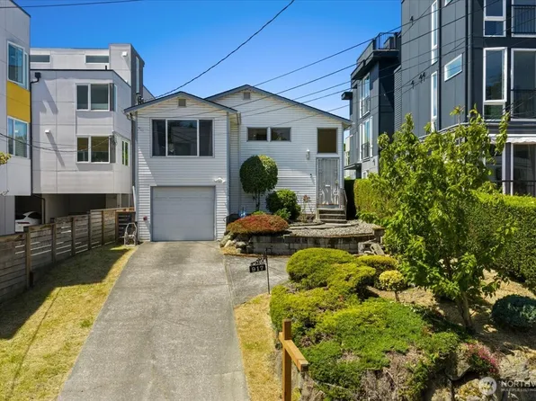 917 28th Avenue S, Seattle, WA 98144