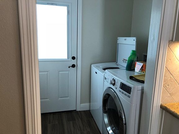 5th image of 1347 Lexington St