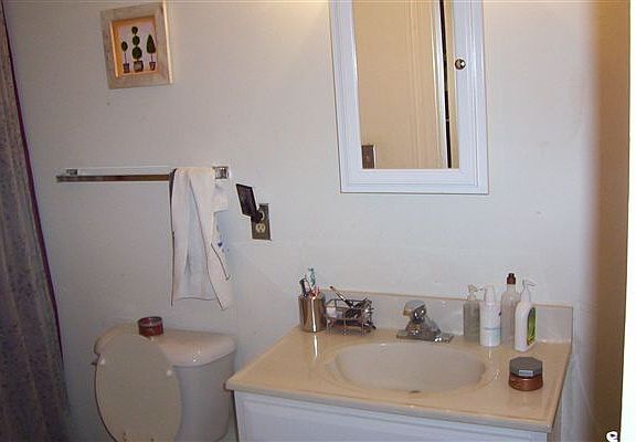 410 N.State #4 Bath