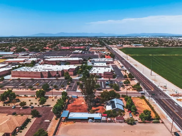 2059 E QUEEN CREEK Road #-, Gilbert, AZ 85297