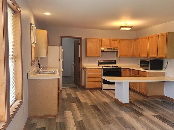 2nd image of 7243 Lindberg Ave