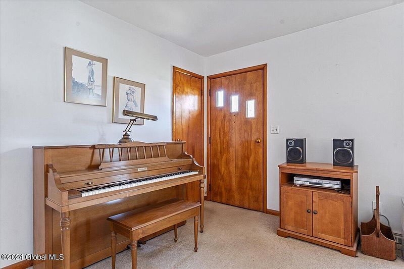 2nd image of 28 Clemente Lane