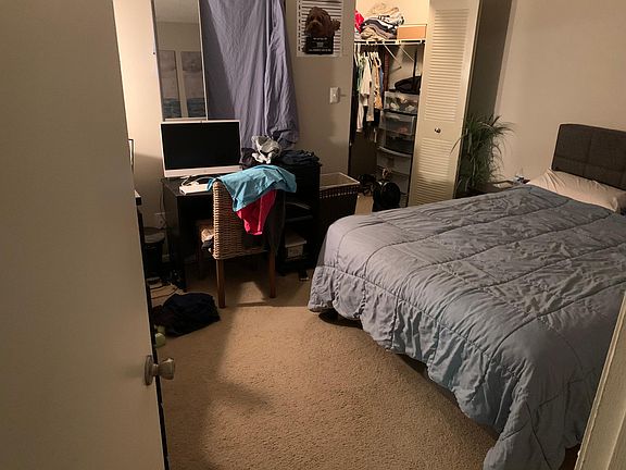 4th image of 304 Willow Pond Ct #304