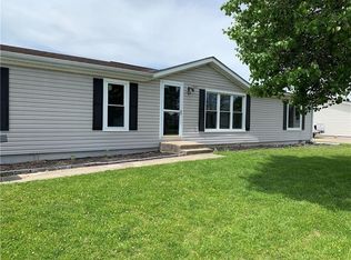 4640 W Ridge Dr, Columbus, IN 47203