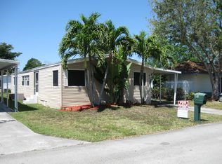 901 SW 131st Way, Davie, FL 33325