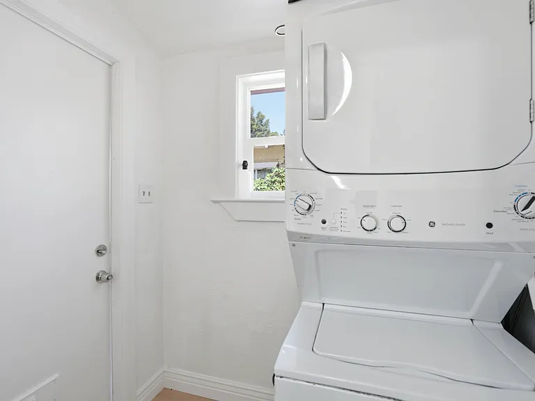 5745 Holway Ct — Photo 6