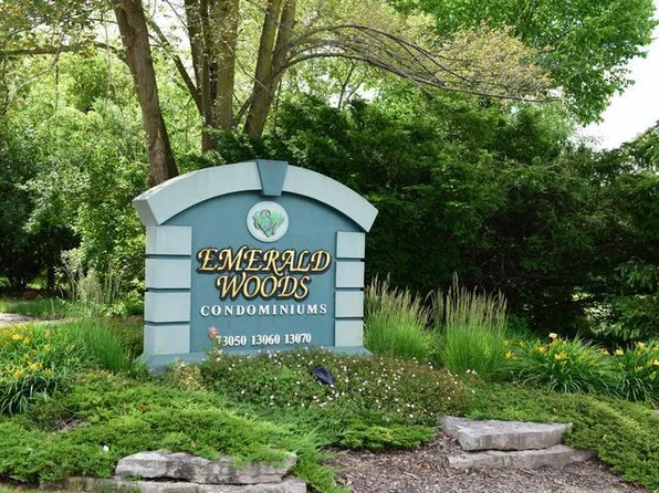 13060 W Bluemound ROAD #201, Elm Grove, WI 53122