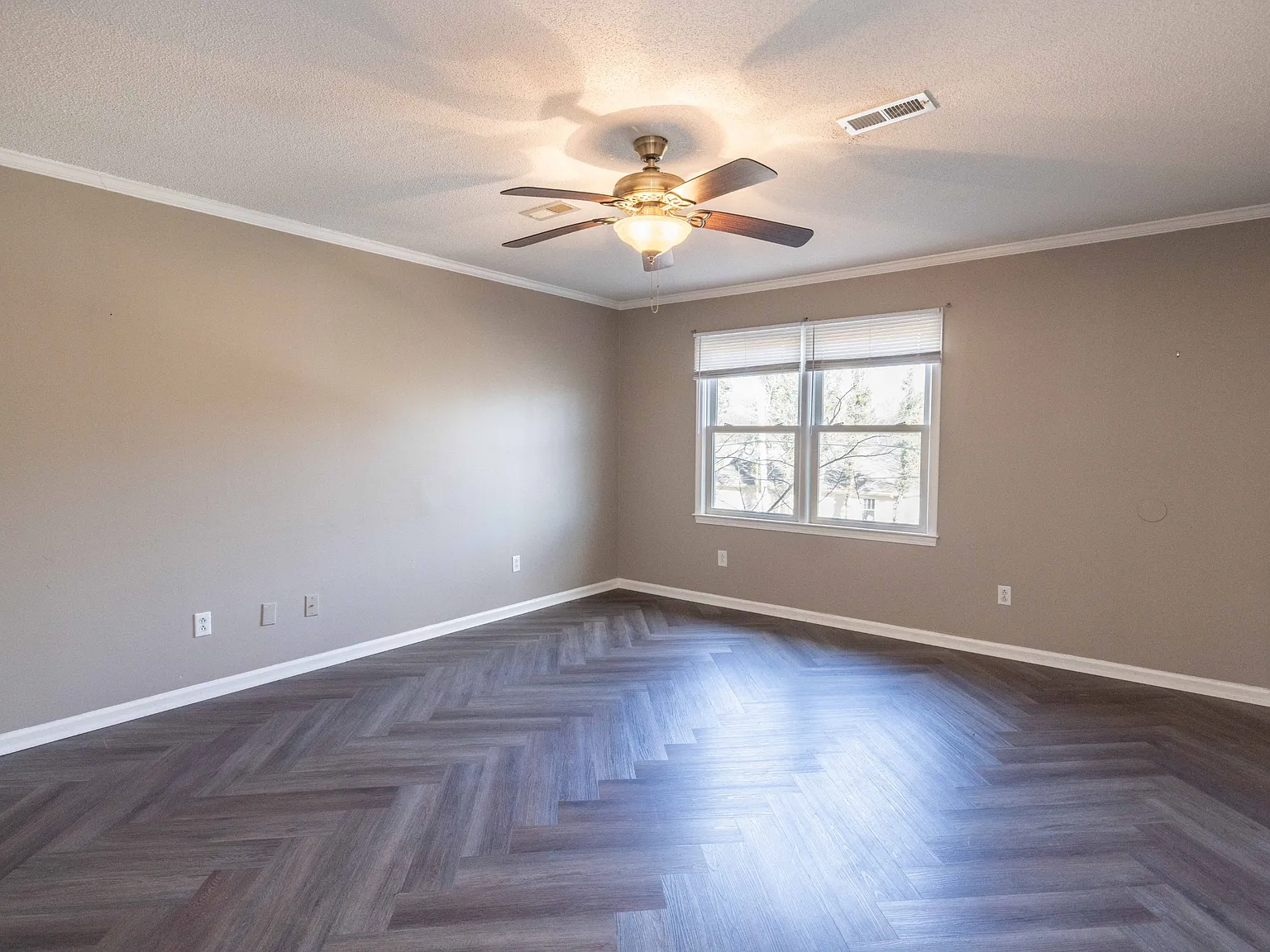 424 South 4th Street - 4 — Photo 2