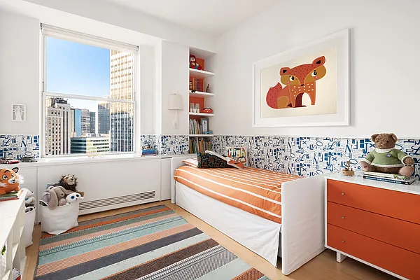 Sold by Douglas Elliman | media 8