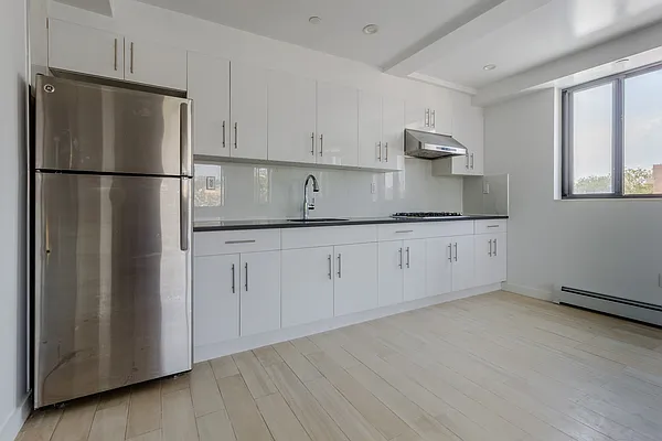 Rented by E House Realty & Management Inc. | media 38