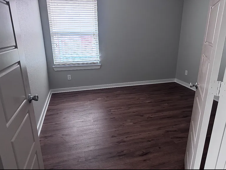 1625 Meadow Trail Ln — Photo 4