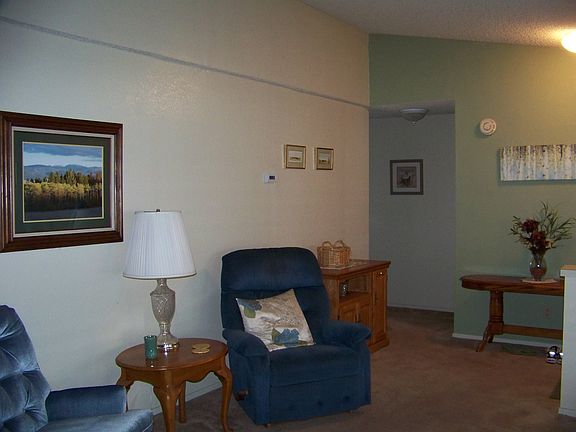 4th image of 1224 Lodgepole Dr