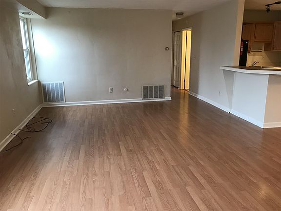 5th image of 6780 5th Ave APT 116