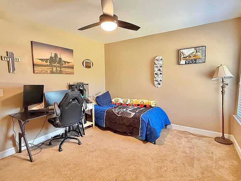 470 Briarcrest Dr NE — Photo 30