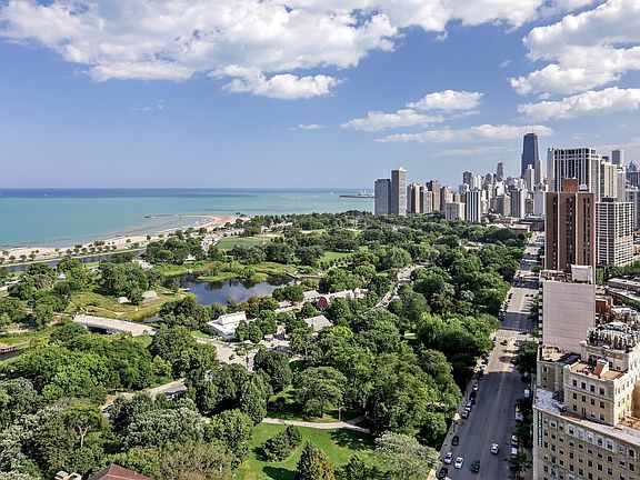 2nd image of 2020 N Lincoln Park W APT 37J