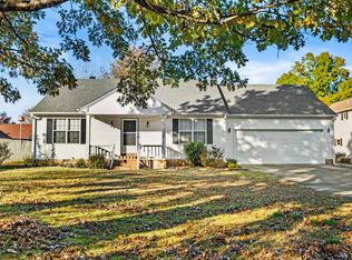 2310 Charlestowne Dr, Searcy, AR 72143