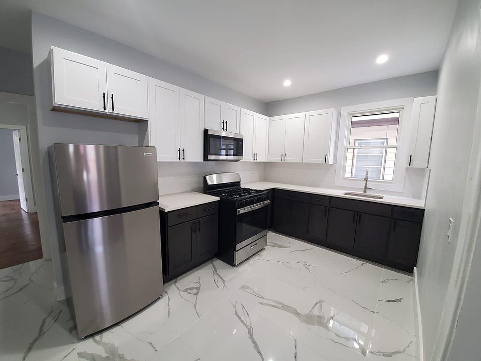 1st image of 45 Poe Ave #1
