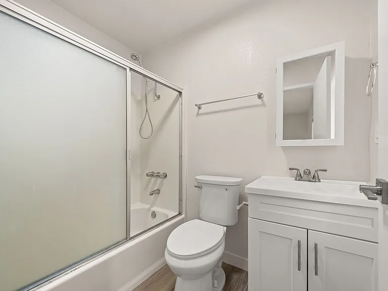29-33 35 Kennebec Ave — Photo 8