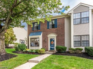 81 Woodward Ln, Basking Ridge, NJ 07920