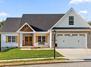 5736 Caney Ridge Cir, Ooltewah, TN 37363