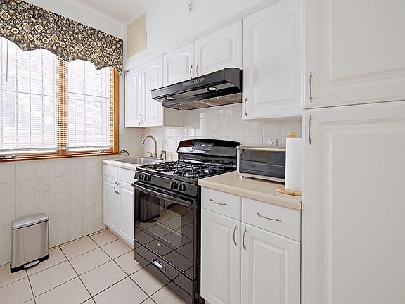 4th image of 67-34 Selfridge St #1