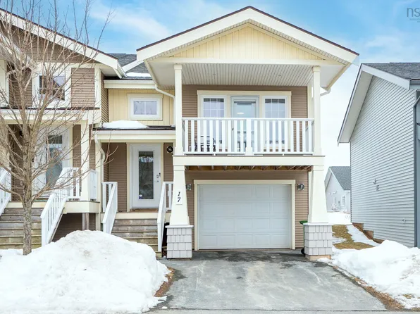 17 Candytuft Close, Halifax, NS B3G 0E4