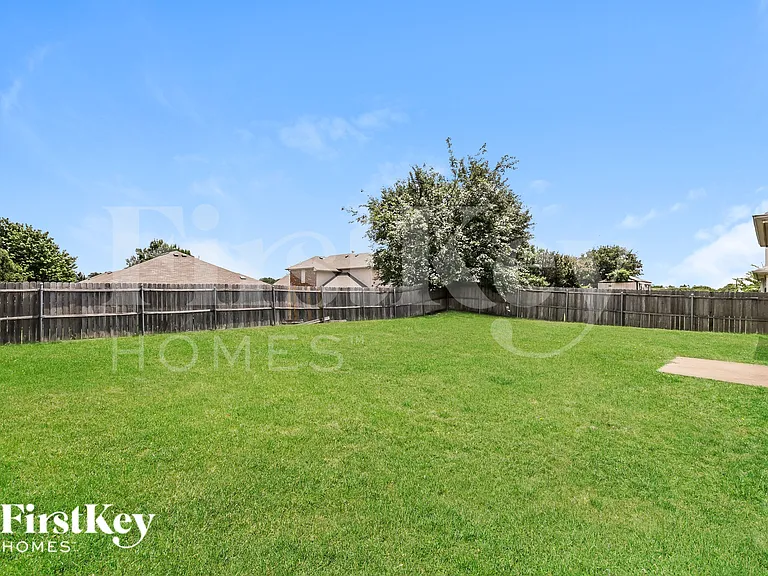 1600 Shady Shores Dr — Photo 17