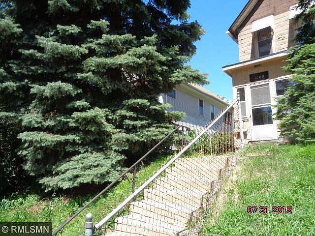2nd image of 1005 Case Ave