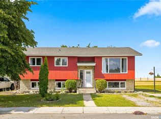154 Delayen Cres, Saskatoon, SK S7N2V6