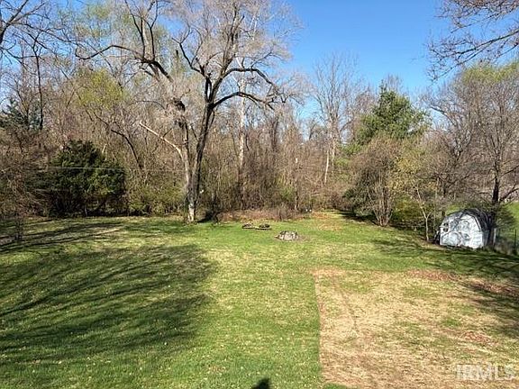 4th image of 901 W Rosewood Dr