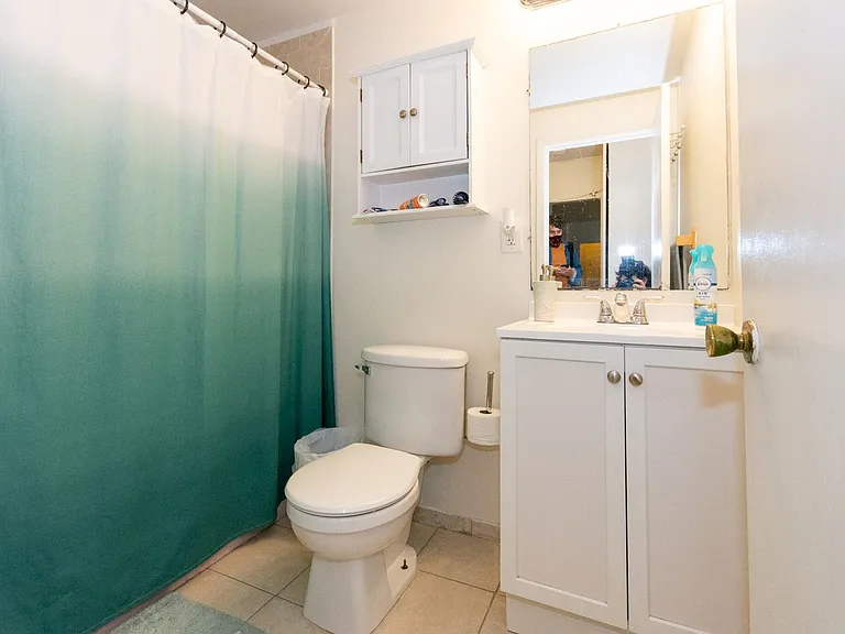 215 Lake Shore Rd — Photo 12