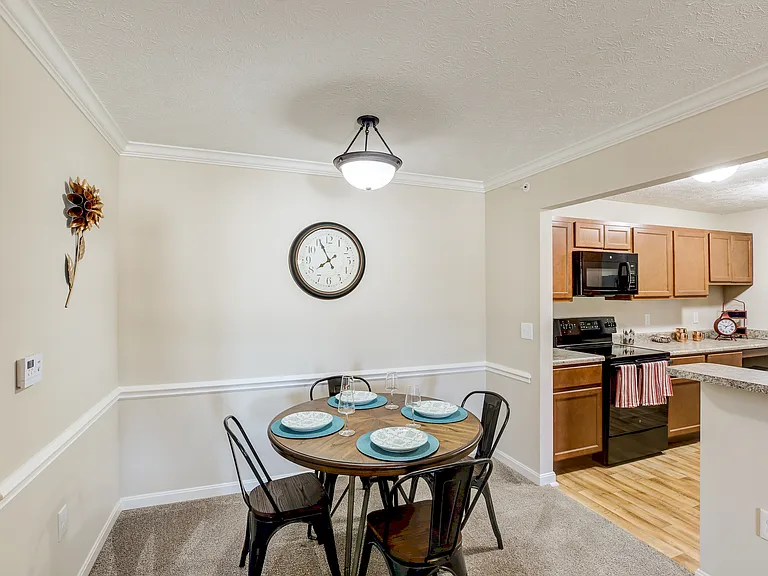 Shelby Oaks Apartments — Photo 19