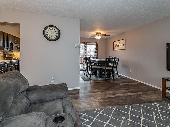 5th image of 5611 Dolphin St