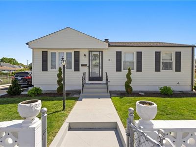 141 Woodward Ave, East Providence, RI, 02914