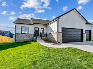 2121 E Cedar Tree St, Wichita, KS 67219