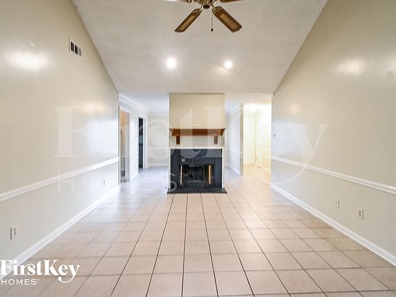 2nd image of 4415 Sunnyslope Dr